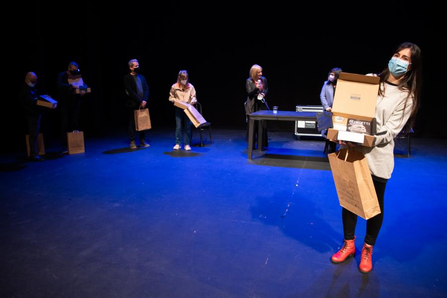 Anuncio de gira internacional de la Comedia Nacional