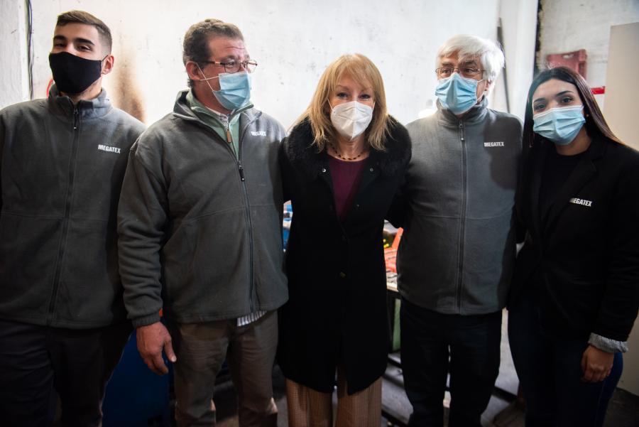 Recorrida por empresa textil en el PTI