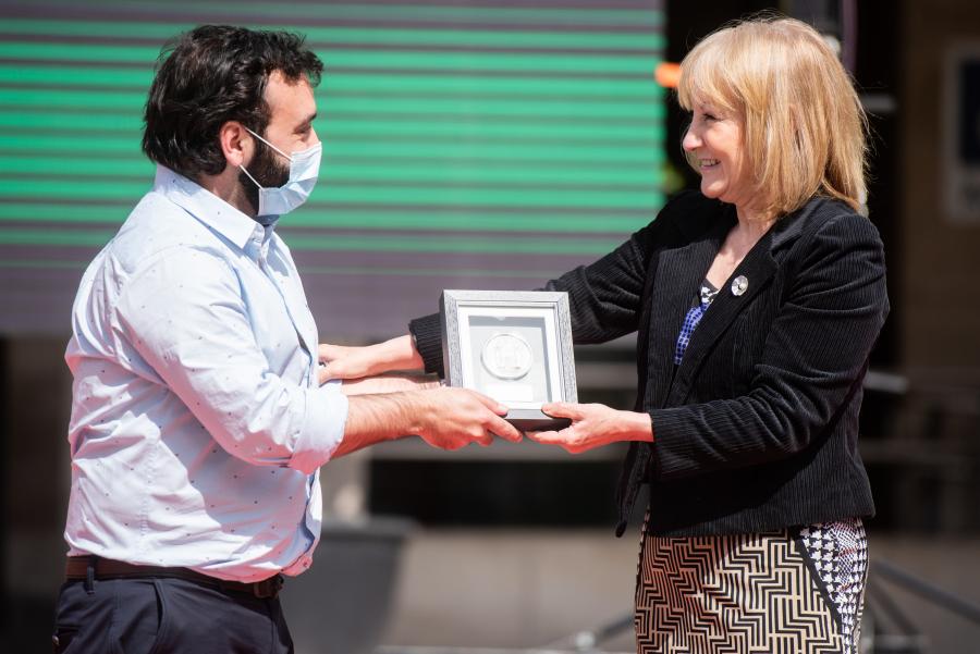 Cristina Peri Rossi Ciudadana Ilustre
