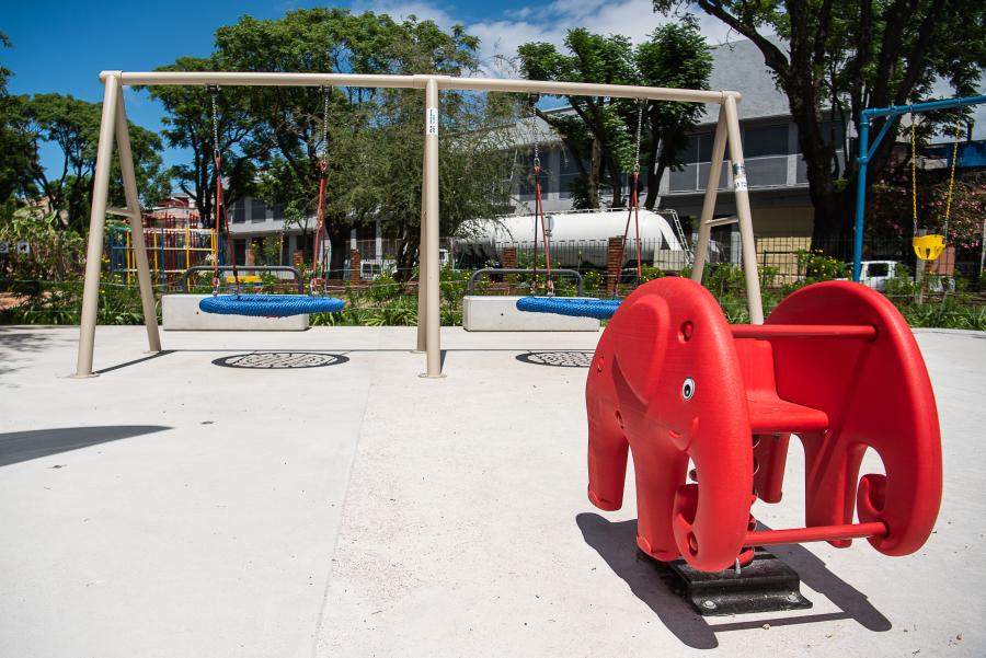 Inauguración de obra en plaza deportes Nº 12