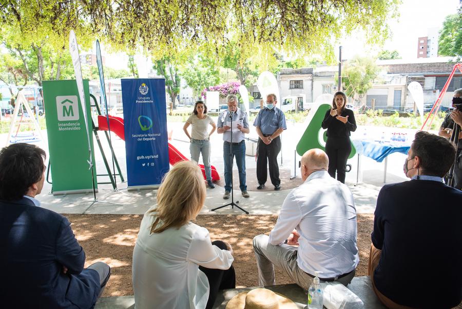 Inauguración de obra en plaza deportes Nº 12