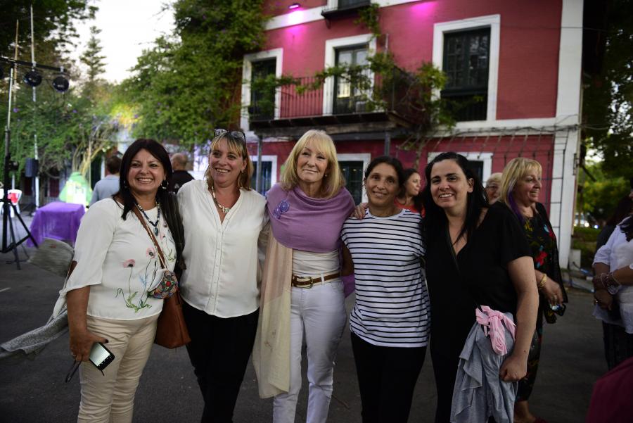 Reconocimiento "Mujeres de nuestra zona" en el municipio G