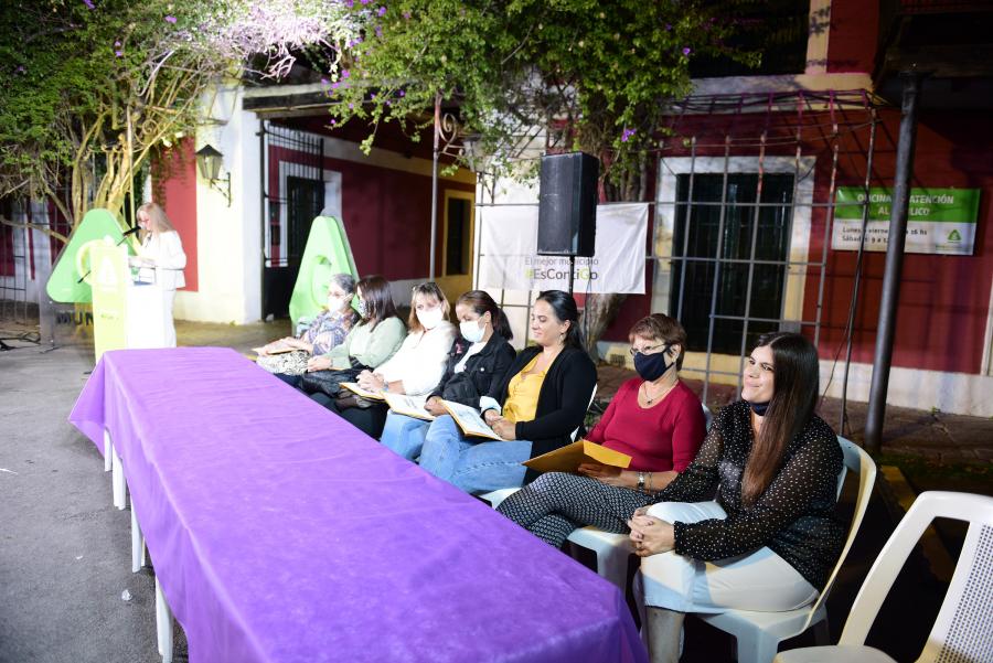 Reconocimiento "Mujeres de nuestra zona" en el municipio G