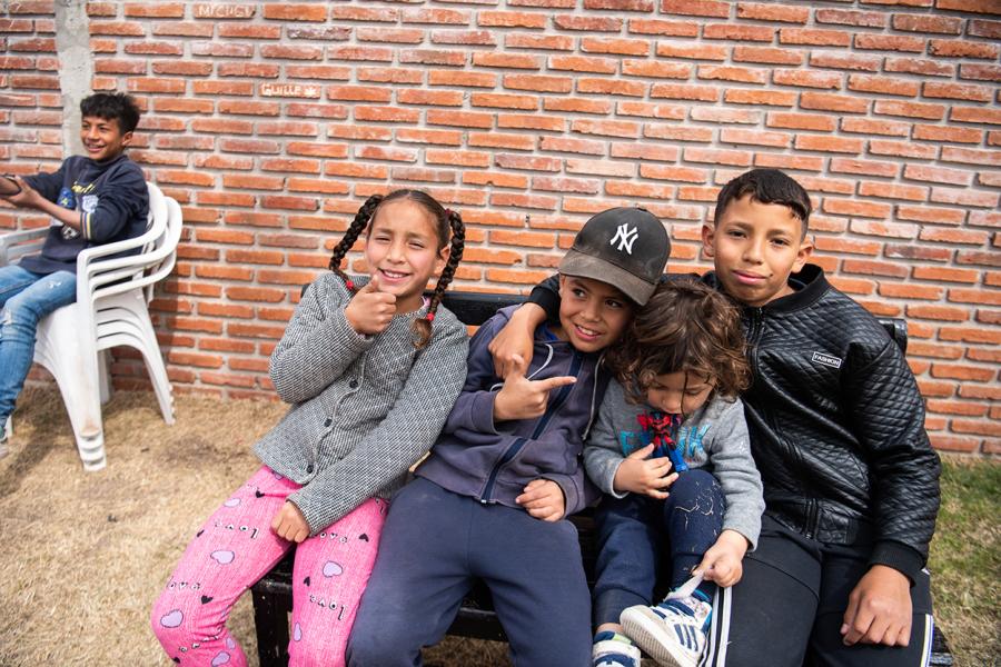 Recorrida por las obras de realojo del barrio La Chacarita