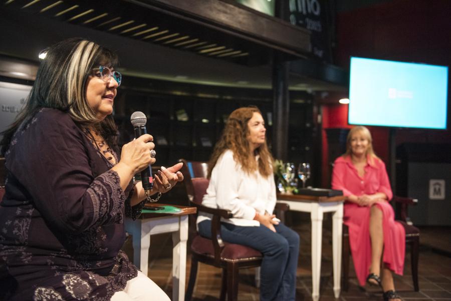  Declaración de visitante ilustre a Sandra Mihanovich