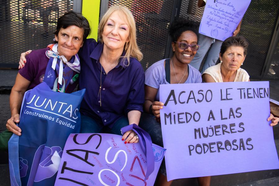 Marcha 8M en Casavalle 