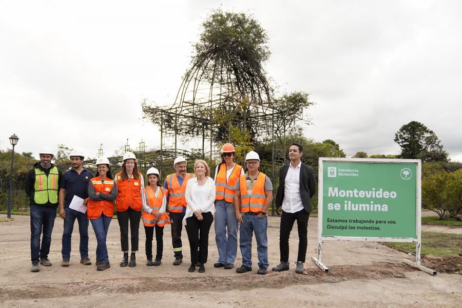 Recorrida por obras del programa «Montevideo se ilumina» en el Prado