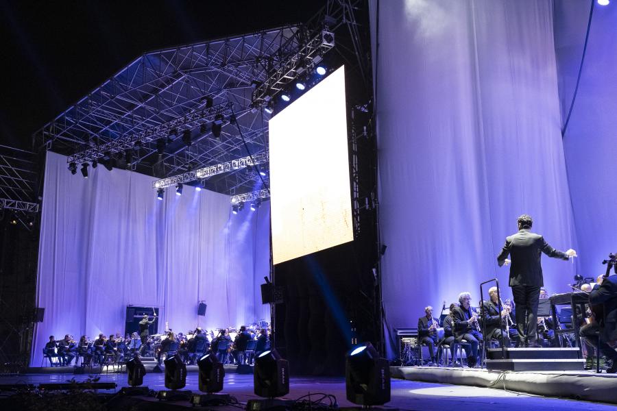 Fiesta inaugural por los 300 años de Montevideo en playa del Cerro