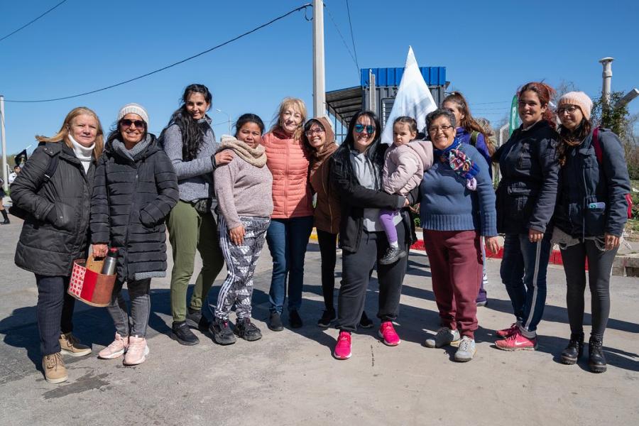 Cierre de la plantación de árboles en el barrio Bajo Valencia