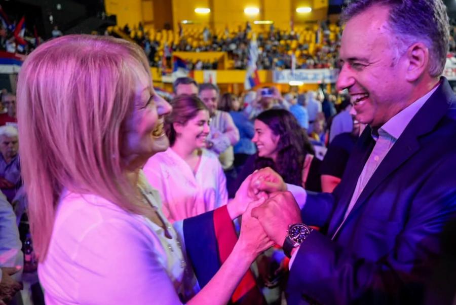Congresodel frente amplio homenaje a Tabaré 