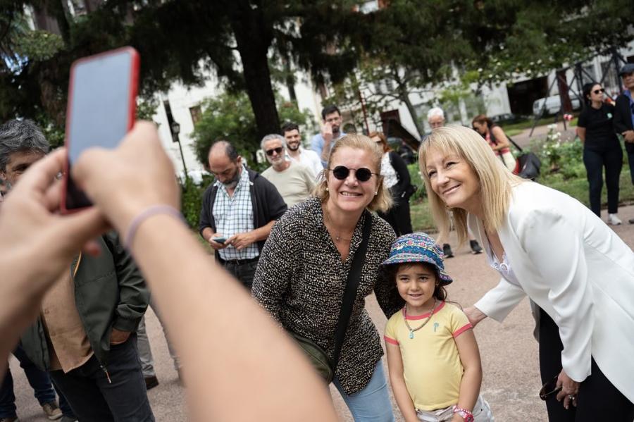 Inauguración de semipeatonalización de la calle Rincón