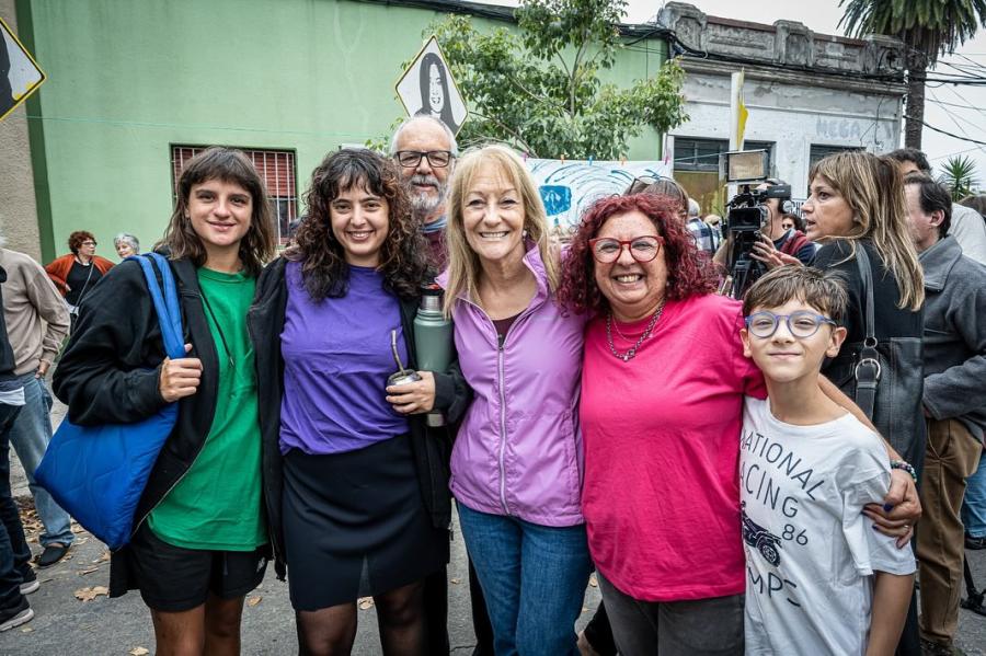 Homenaje a 50 años del asesinato de las “Muchachas de Abril”