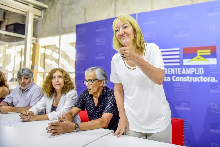 Lanzamiento junto a sectores