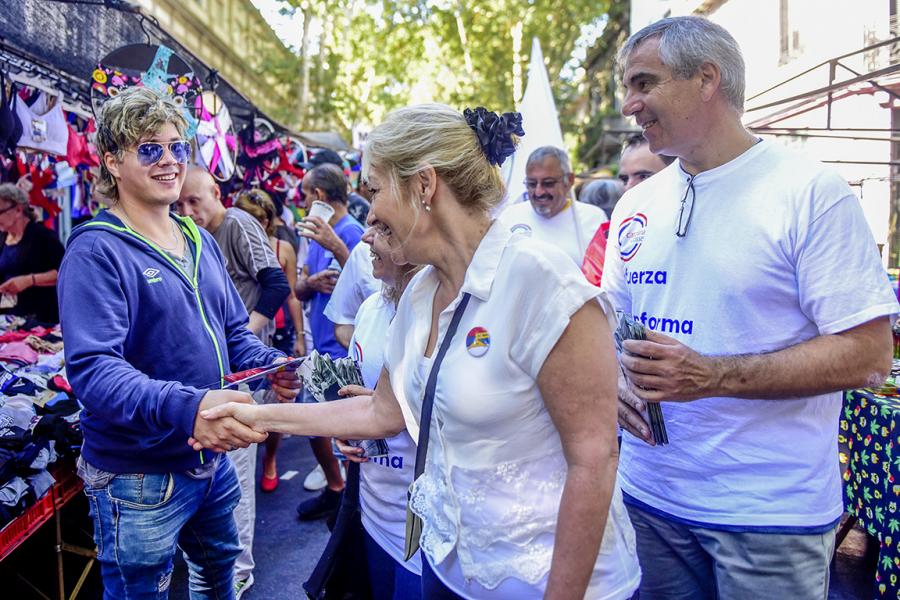 Desembarco en la Feria Tristán Narvaja