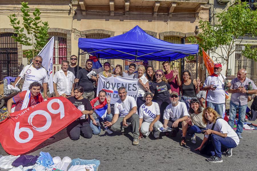 Desembarco en la Feria Tristán Narvaja