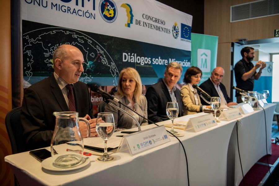  seminario "Diálogos sobre migración"