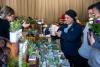 Recorrida por feria sustentable “Montevideo más Verde” en el parque Villa Dolores